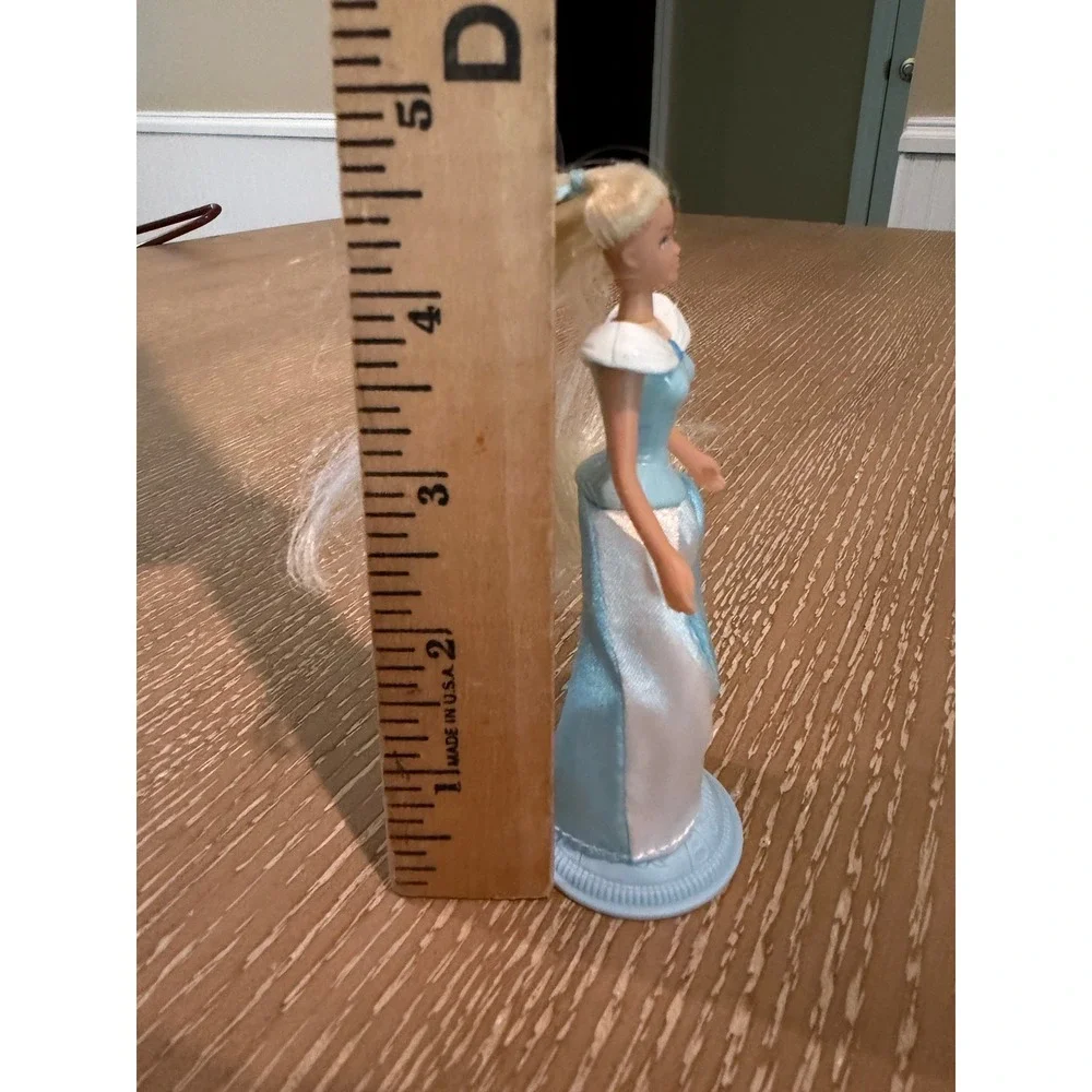 Vintage 1999 Disney Princess Barbie McDonalds Happy Meal Toy Mini Doll 4.5
